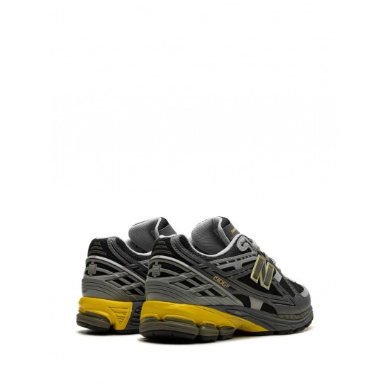 New Balance M1906 Castlerock Ginger Lemon sneakers