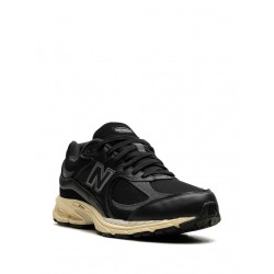 New Balance M2002R Vintage Black White Sneakers