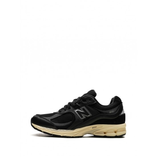 New Balance M2002R Vintage Black White Sneakers