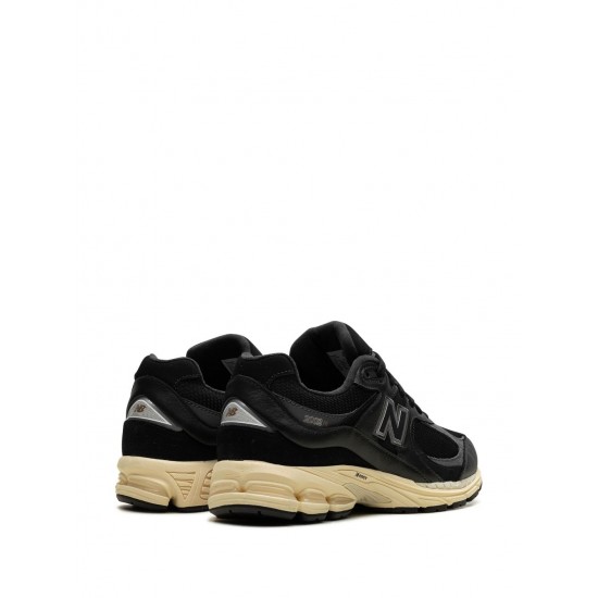 New Balance M2002R Vintage Black White Sneakers