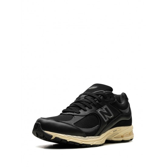 New Balance M2002R Vintage Black White Sneakers