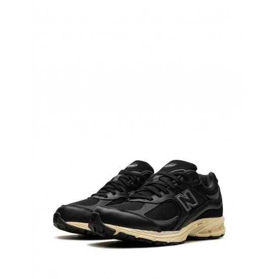New Balance M2002R Vintage Black White Sneakers