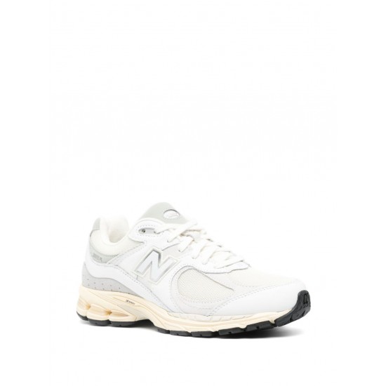 New Balance 2002R low-top sneakers