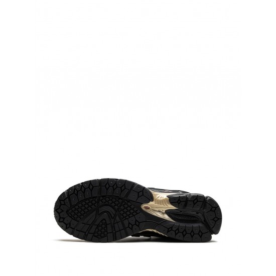 New Balance x Kith 1906R Black sneakers