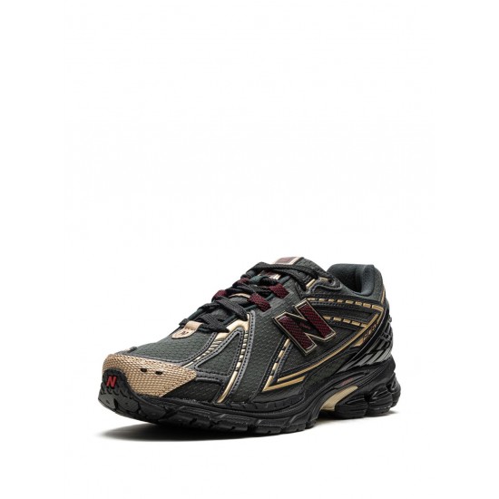 New Balance x Kith 1906R Black sneakers