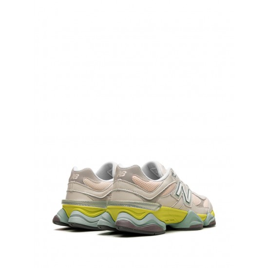 New Balance 9060 Moonbeam sneakers New Balance 9060 Moonbeam sneakers