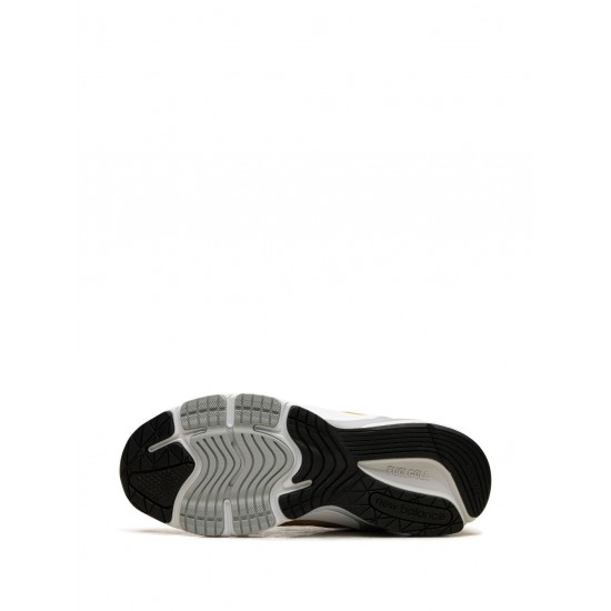 New Balance 990 Lace-Up Sneakers New Balance 990 Lace-Up Sneakers
