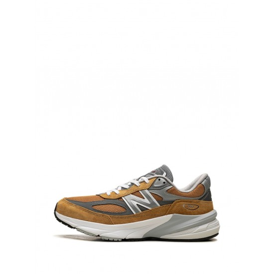 New Balance 990 Lace-Up Sneakers New Balance 990 Lace-Up Sneakers