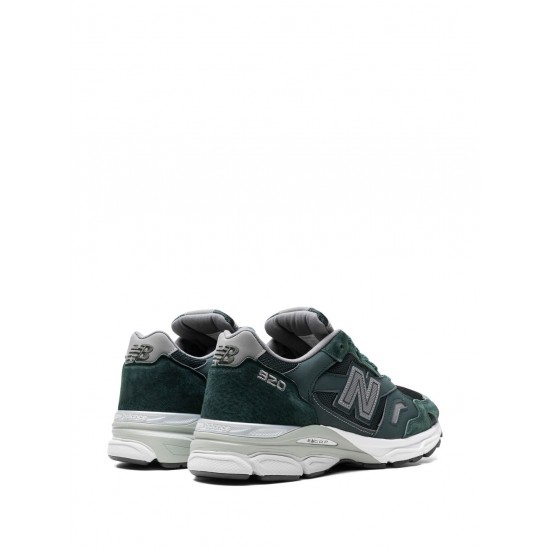 New Balance Logo patch lace-up sneakers