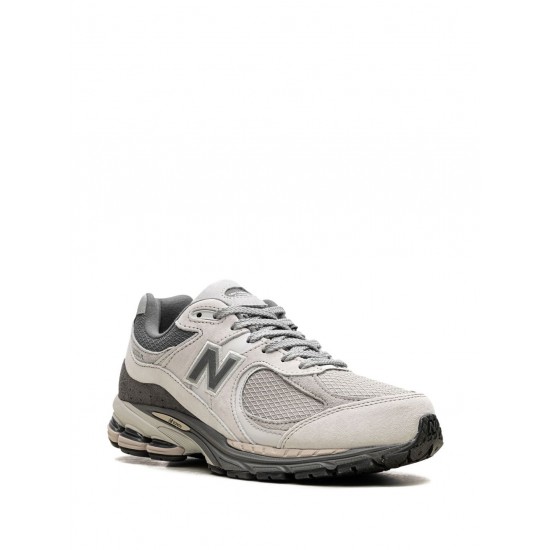 New Balance 2002R Raincloud Concrete sneakers