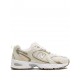 New Balance 530 Linen Stoneware Sneakers