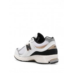 New Balance 2002R sneakers
