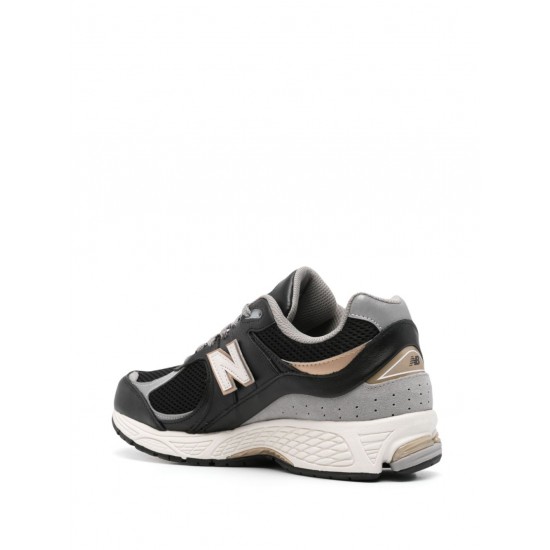 New Balance 2002R sneakers