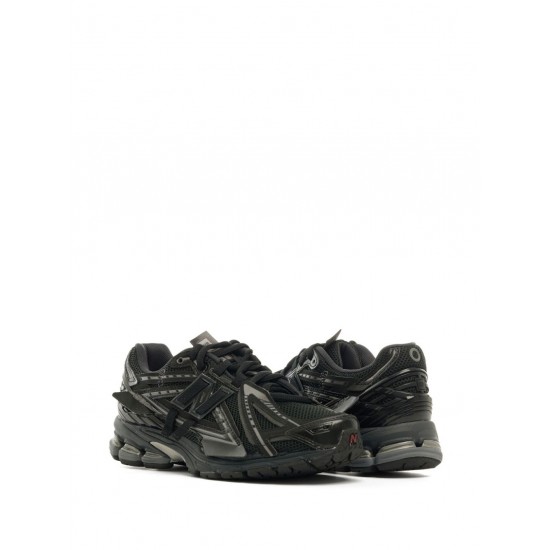 New Balance 1906R sneakers