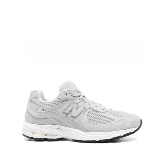 New Balance M2002W sneakers