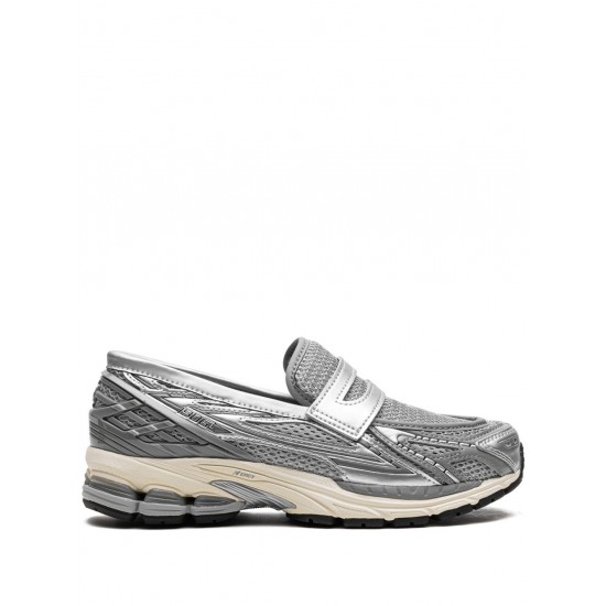 New Balance 1906L Silver Sneakers
