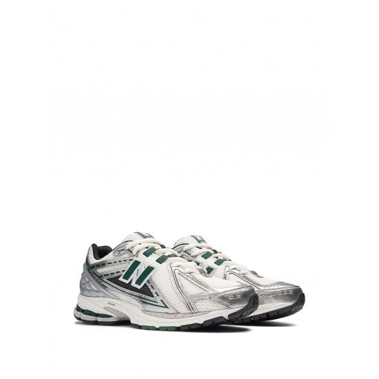 New Balance 1906R sneakers