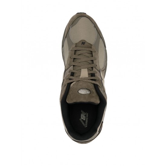 New Balance 2002R sneakers