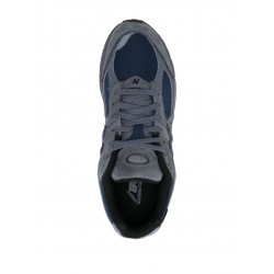 New Balance 2002R sneakers