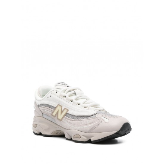 New Balance 1000 sneakers