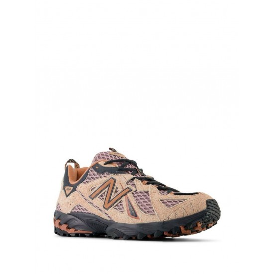 New Balance 610 low-top sneakers
