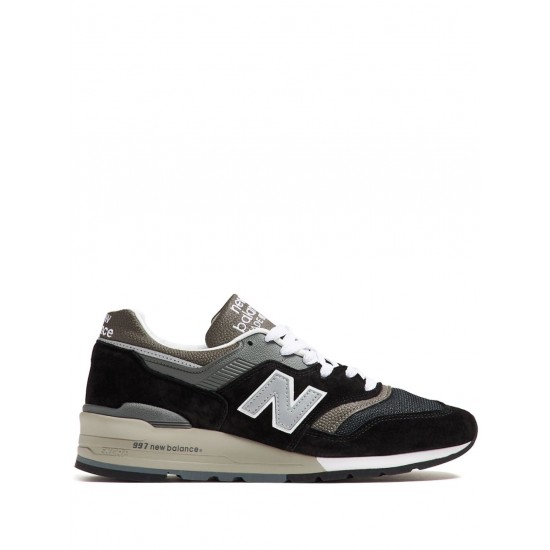 New Balance 991v2 sneakers