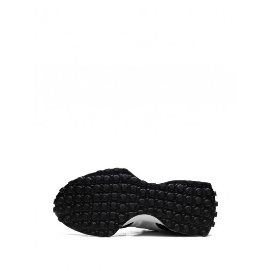 New Balance 327 Black Magnet/White Sneakers