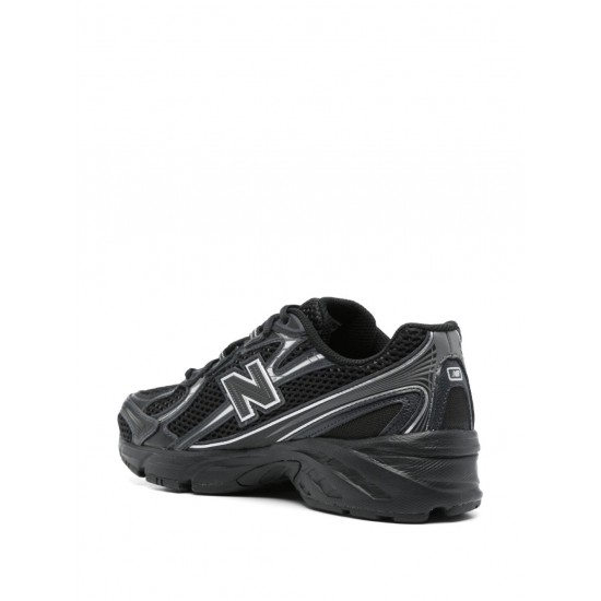 New Balance 740 sneakers