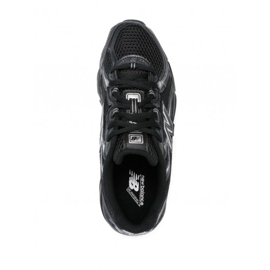 New Balance 740 sneakers