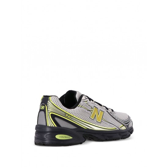 New Balance U740 sneakers