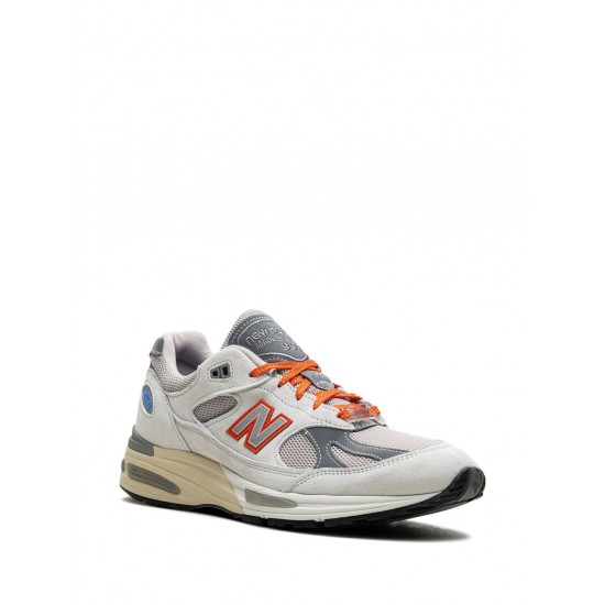 New Balance 991v2 MiUK Kith Madison Square Garden sneakers New Balance 991v2 MiUK Kith Madison Square Garden sneakers