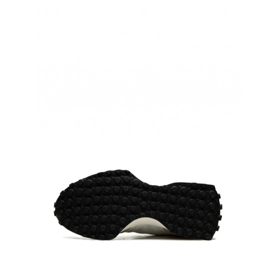 New Balance 327 sneakers