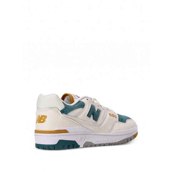 New Balance 550 sneakers