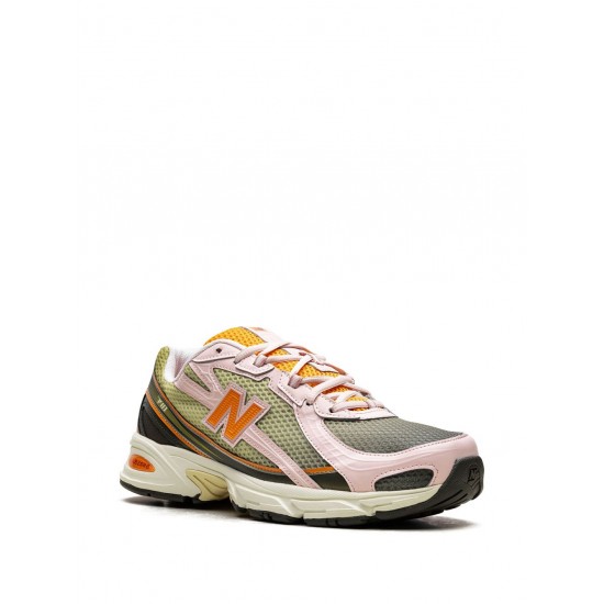 New Balance 740 "Concepts Saignée - Icy Pink/Forest Night/Flame Orange/Sylvan Green"ers sneakers