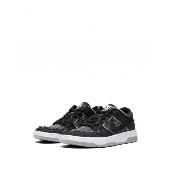 x Medicom SB Zoom Dunk Low Elite QS sneakers