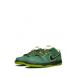 x Concepts SB Dunk Low Pro OG QS Special "Green Lobster" sneakers