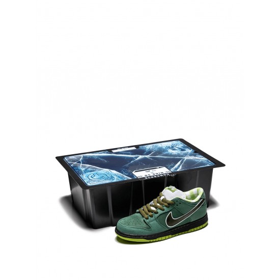 x Concepts SB Dunk Low Pro OG QS Special "Green Lobster" sneakers