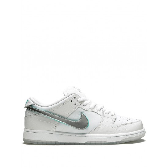 x Diamond Supply Co. SB Dunk Low Pro OG QS "White" sneakers