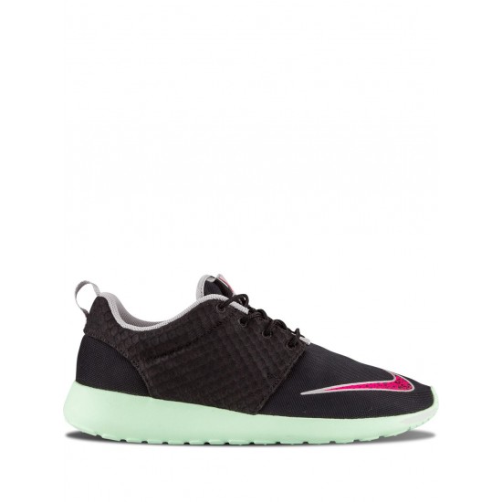 Rosherun FB "Yeezy" sneakers