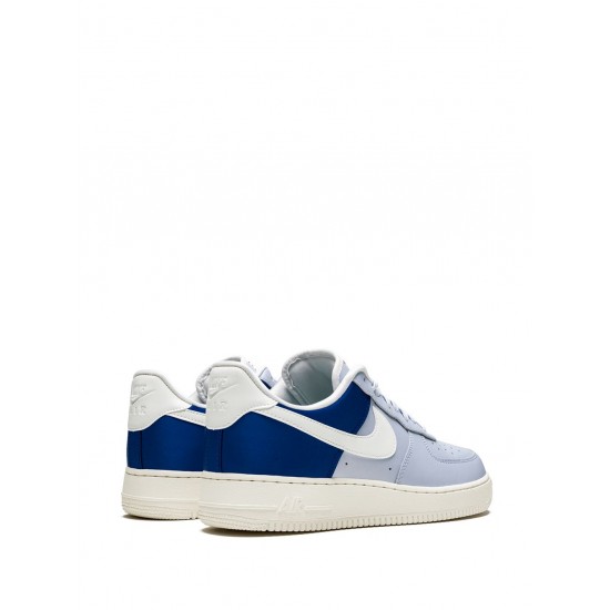 Air Force 1 sneakers