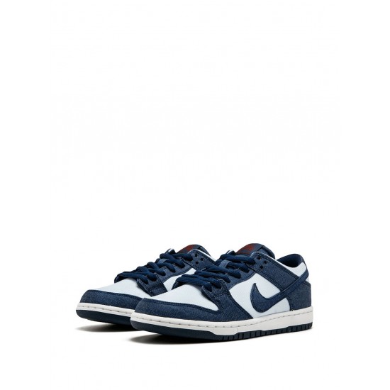 SB Zoom Dunk Low Pro "Binary Blue" sneakers