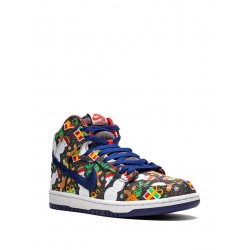 SB Dunk High TRD QS "Ugly Christmas Sweater" sneakers