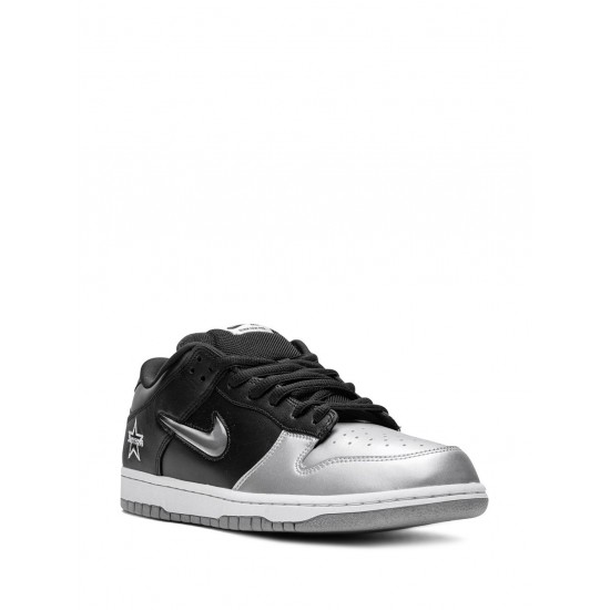 x Supreme SB Dunk Low OG QS "Jewel Swoosh Silver/Black" sneakers