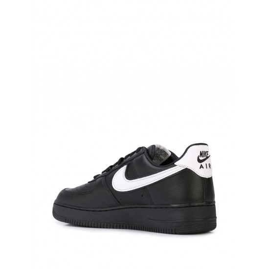Air Force 1 sneakers