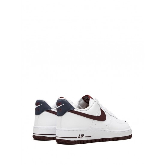 Air Force 1 '07 LV8 4 "Swoosh Pack" sneakers