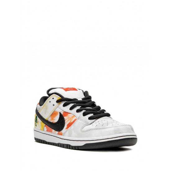 SB Dunk Low "Tie-Dye Rayguns 2019 - White" sneakers