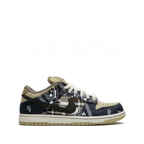 x Travis Scott SB Dunk Low sneakers