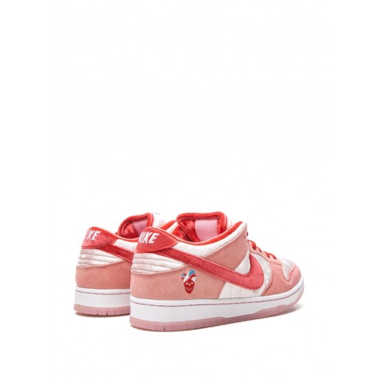 x StrangeLove Skateboards SB Dunk Low "Special Box" sneakers