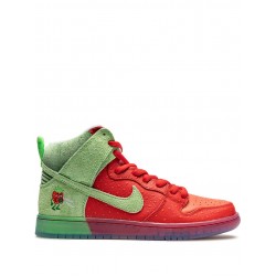 SB Dunk High "Strawberry Cough" sneakers