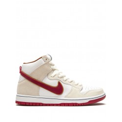SB Dunk High "Team Crimson" sneakers